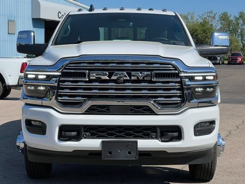 Used 2026 RAM 3500 Limited AWD/4WD image 55