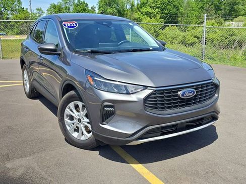 Certified 2023 Ford Escape Active w/ Tech Pack #1 AWD/4WD image 1