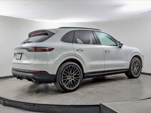 Used 2019 Porsche Cayenne image 7
