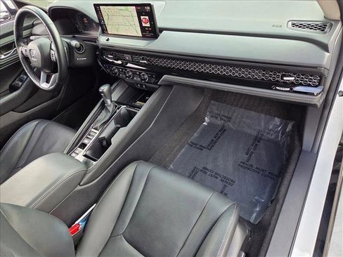 Used 2023 Honda Accord Touring image 23