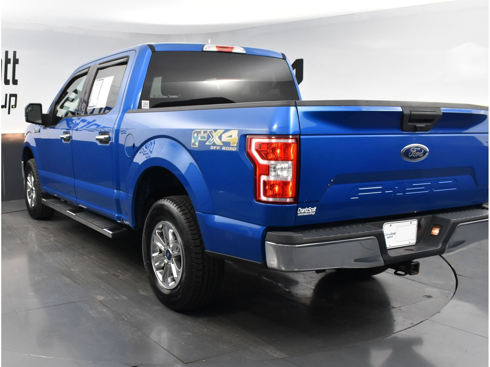 Used 2019 Ford F150 XLT AWD/4WD image 4