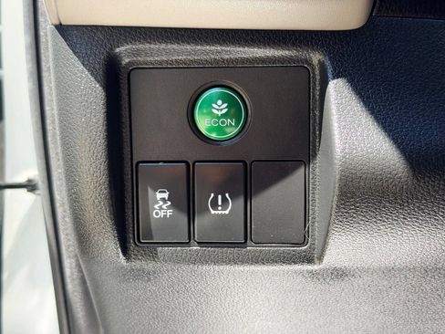 Used 2016 Honda HR-V EX-L image 35