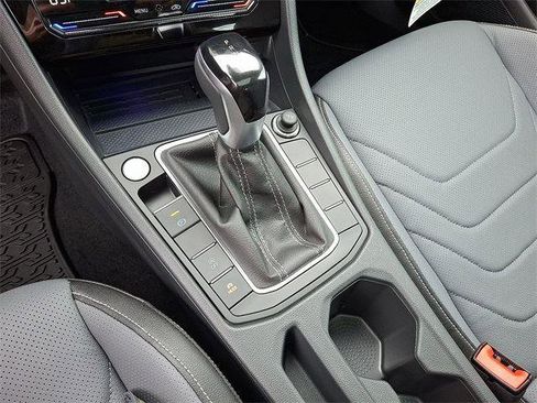 New 2025 Volkswagen Jetta SEL image 13