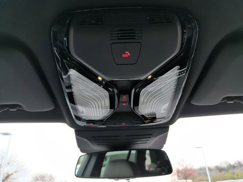 Used 2025 BMW X5 xDrive40i image 33