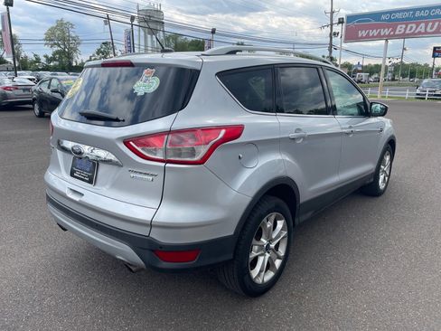 Used 2014 Ford Escape Titanium FWD image 3