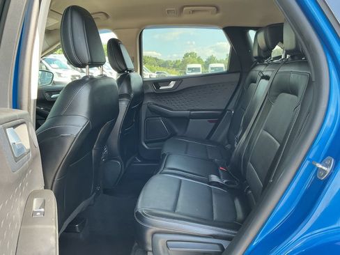 Used 2020 Ford Escape Titanium AWD/4WD image 14