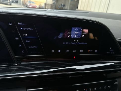 Used 2023 Cadillac Escalade Sport AWD/4WD image 18