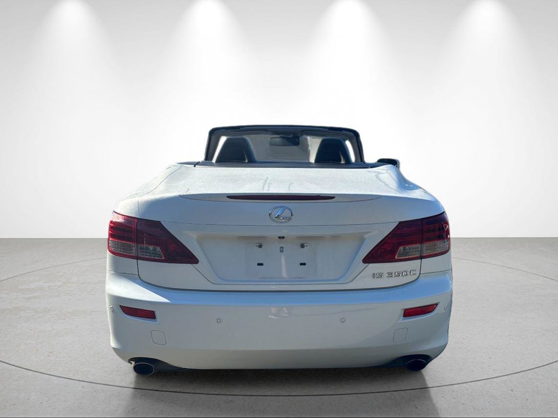 Used 2013 Lexus IS 350C w/ Luxury Pkg RWD image 4