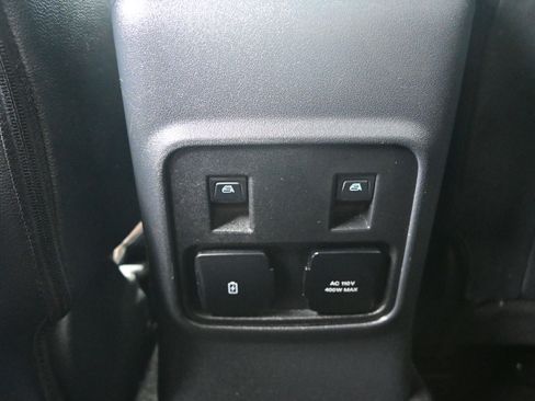 Used 2024 Ford Bronco Outer Banks w/ Sasquatch Package image 17