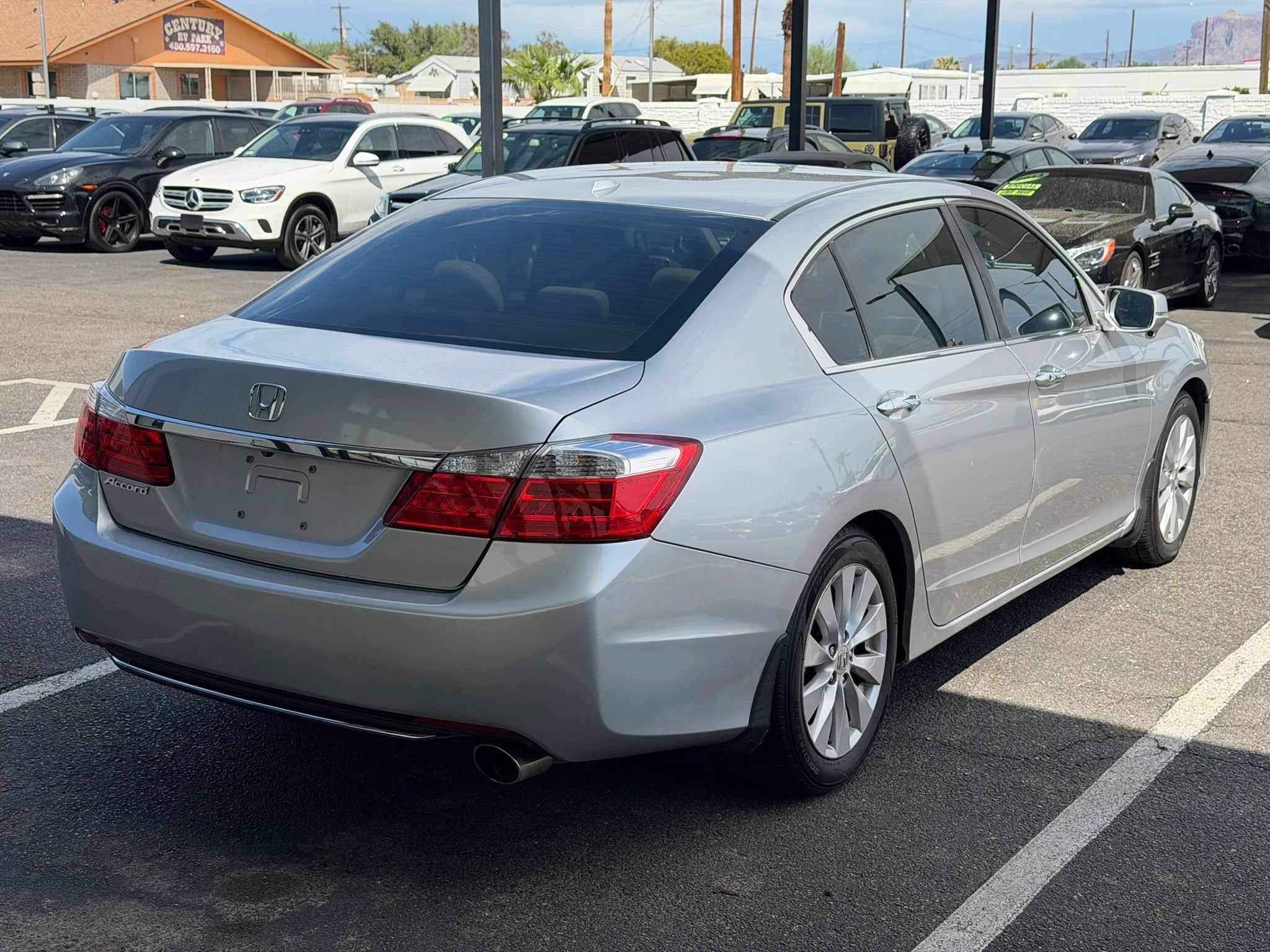 Used 2014 Honda Accord EX-L image 9
