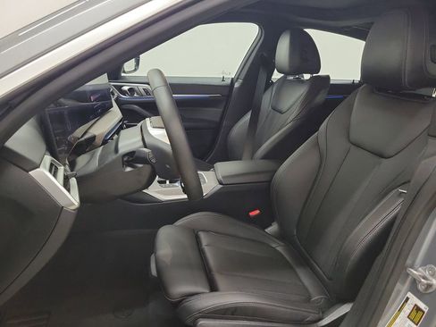 Used 2025 BMW i4 eDrive40 image 19