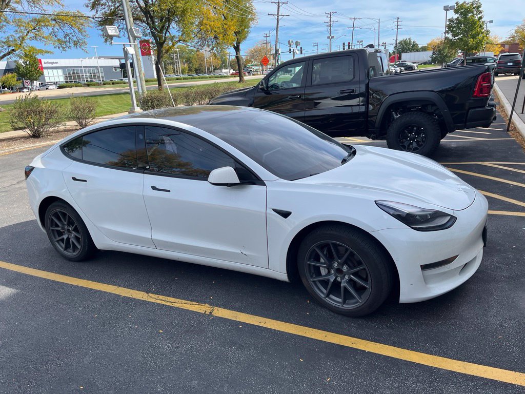 Used 2022 Tesla Model 3 RWD image 3