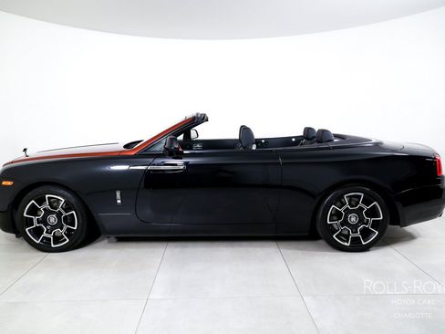 Used 2019 Rolls-Royce Dawn RWD image 3