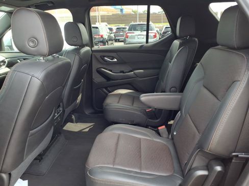 Used 2023 Chevrolet Traverse High Country w/ LPO, Cargo Package FWD image 27