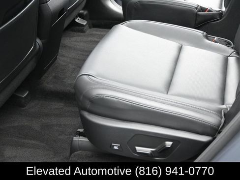 Used 2025 Hyundai Santa Fe Calligraphy AWD/4WD image 15