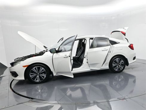 Used 2017 Honda Civic EX-L image 52