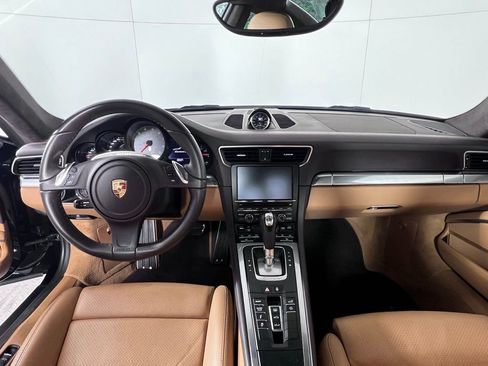 Certified 2014 Porsche 911 Carrera 4S AWD/4WD image 22