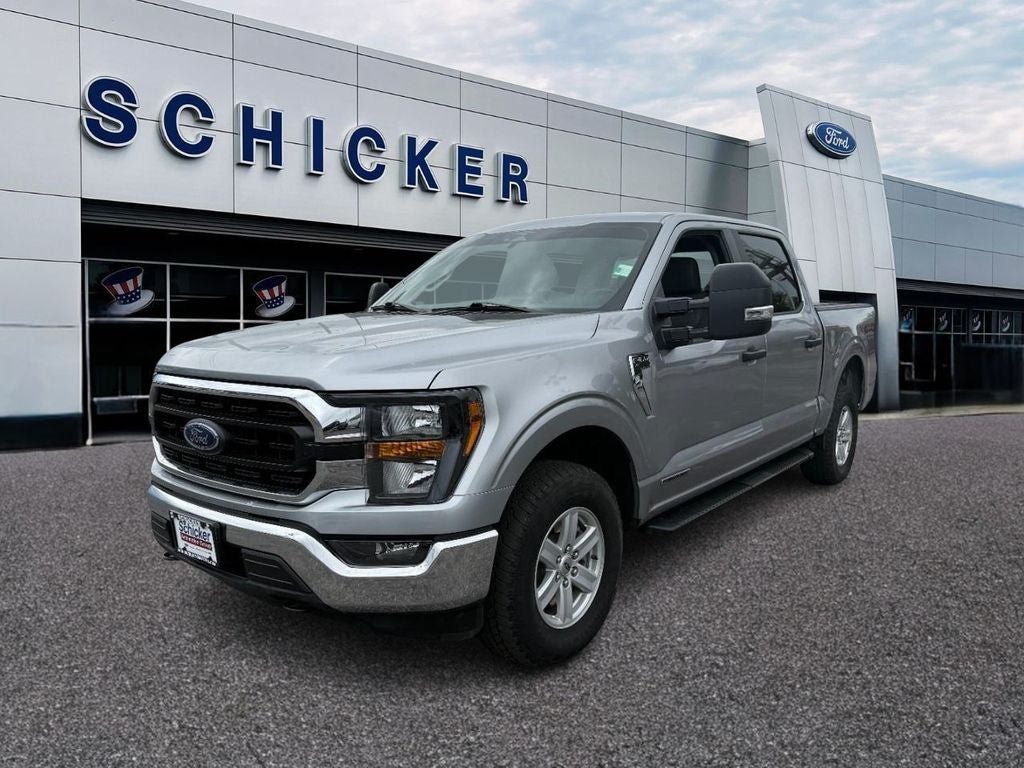 Used 2023 Ford F150 XLT w/ Trailer Tow Package AWD/4WD image 4