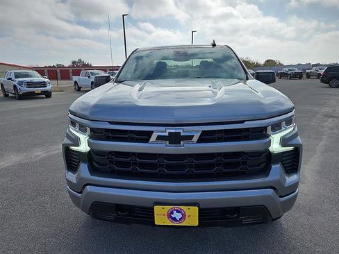 Used 2024 Chevrolet Silverado 1500 RST w/ Z71 Off-Road Package image 8