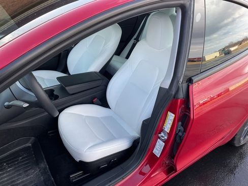 Used 2023 Tesla Model 3 Performance image 19