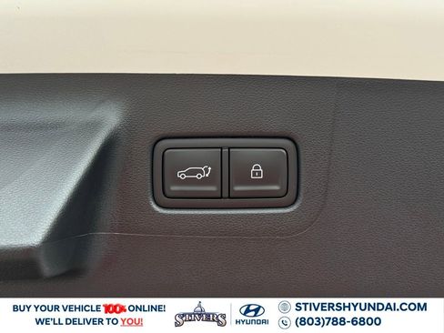 Used 2026 Hyundai Santa Fe SE FWD image 15