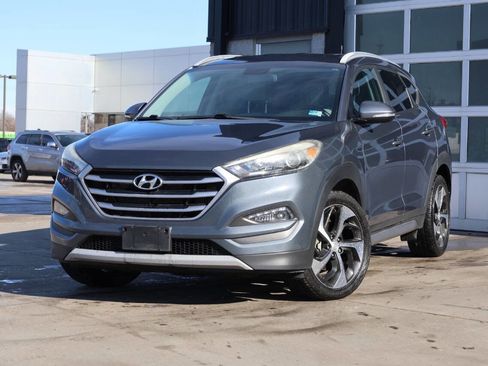 Used 2017 Hyundai Tucson Sport w/ Cargo Package image 3