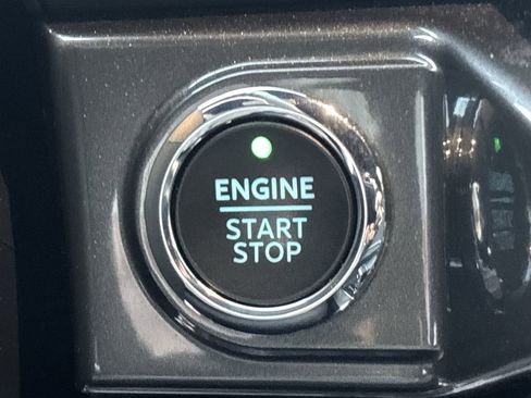 Used 2023 Ford F150 XLT w/ Equipment Group 302A High image 31