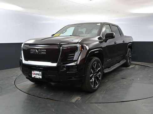 New 2025 GMC Sierra EV Denali image 7