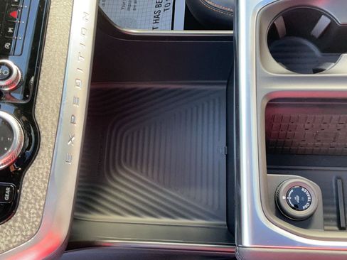 New 2025 Ford Expedition Tremor image 25