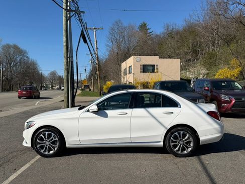 Used 2015 Mercedes-Benz C 300 4MATIC Sedan image 2