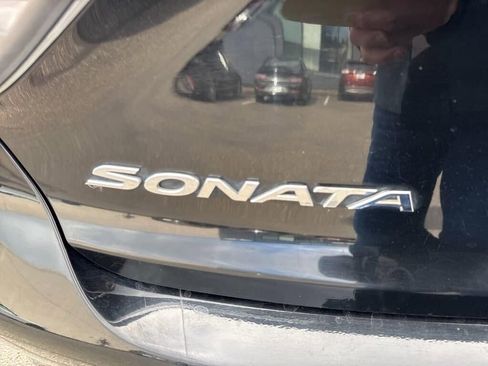 Used 2016 Hyundai Sonata Plug-In Hybrid FWD image 10