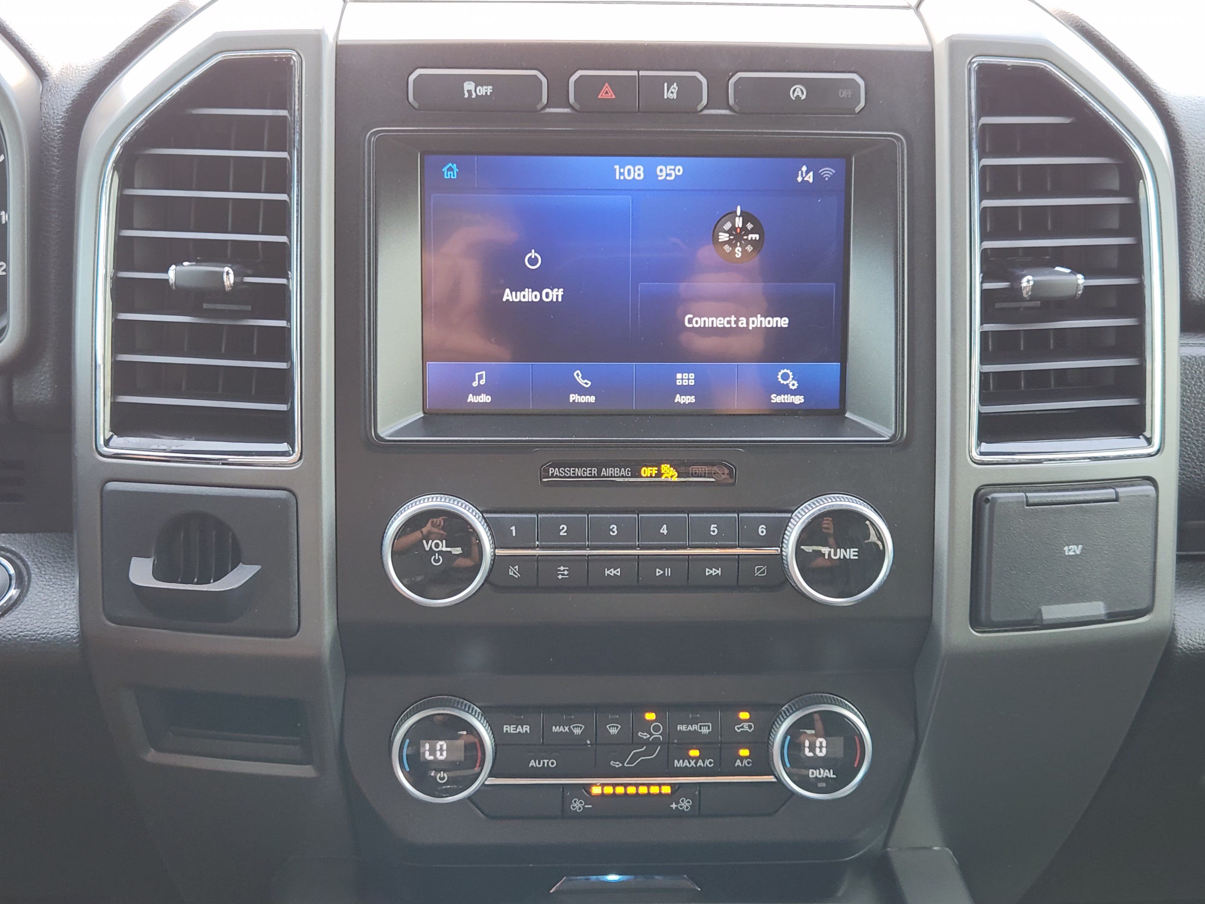 Used 2021 Ford Expedition XLT RWD image 16