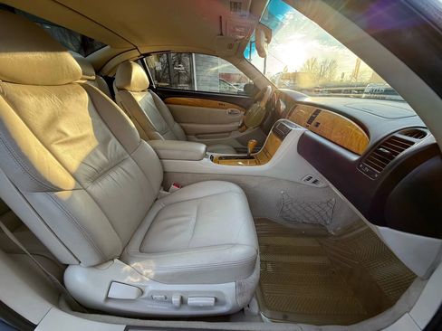 Used 2002 Lexus SC 430 Convertible image 24