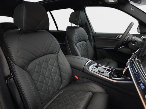 New 2026 BMW X5 xDrive50e w/ M Sport Package AWD/4WD image 9