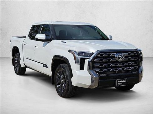 Used 2025 Toyota Tundra Platinum image 3