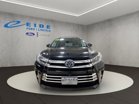 Used 2018 Toyota Highlander Limited Platinum AWD/4WD image 6