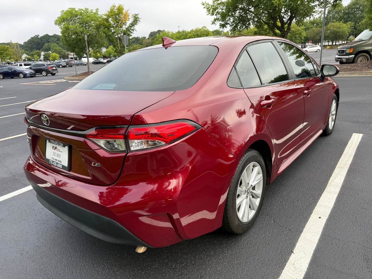 Used 2024 Toyota Corolla LE w/ LE Convenience Package FWD image 5