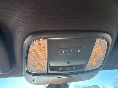 Used 2023 Dodge Durango GT image 28