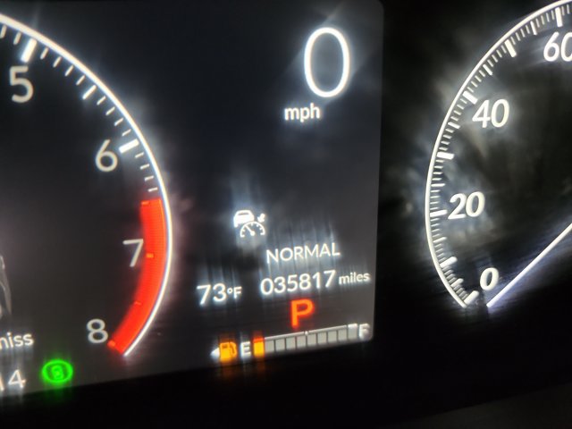 Used 2025 Honda Pilot Touring image 21