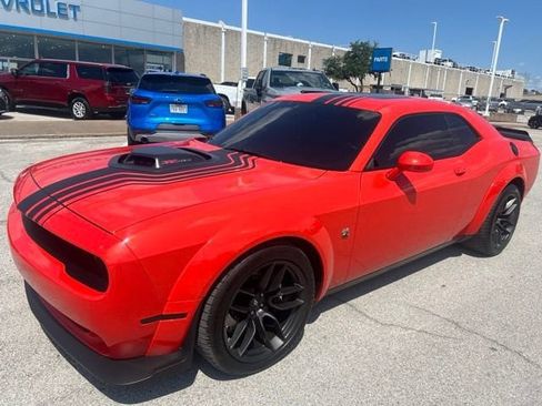 Used 2022 Dodge Challenger R/T Scat Pack RWD image 2