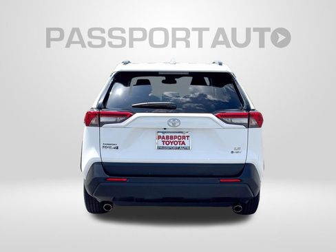 Used 2025 Toyota RAV4 LE AWD/4WD image 7