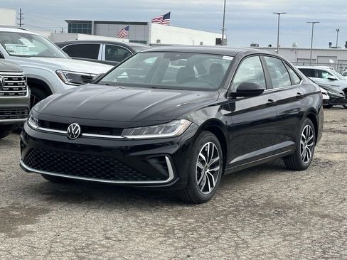 New 2026 Volkswagen Jetta SE FWD image 1