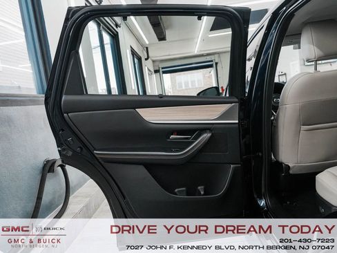 Used 2024 MAZDA CX-90 Plug-In Hybrid w/ Preferred image 14