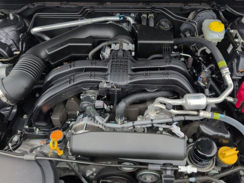 Certified 2025 Subaru Crosstrek 2.5i Sport image 28