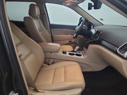Used 2019 Jeep Grand Cherokee Limited w/ Interior Metal Package AWD/4WD image 21