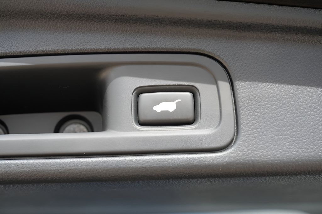 Used 2022 Honda Pilot Elite image 11