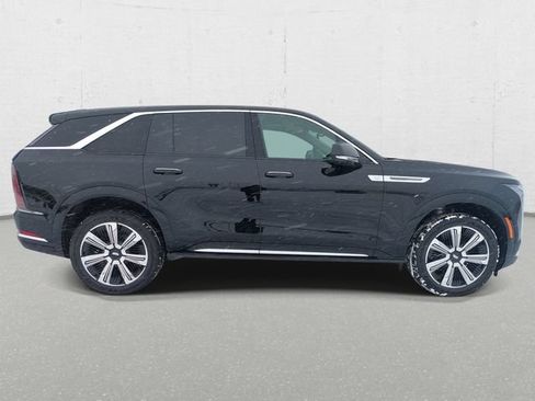 Used 2025 Cadillac Escalade IQ Luxury 1 w/ Smart Trailering package AWD/4WD image 4
