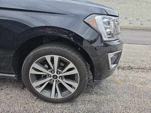 Used 2021 Ford Expedition Max Platinum AWD/4WD image 16