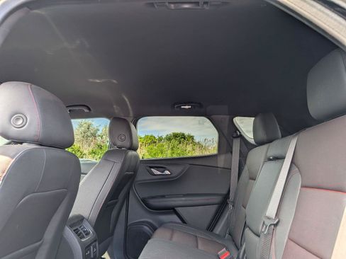 Used 2024 Chevrolet Blazer RS w/ Enhanced Convenience Package AWD/4WD image 9