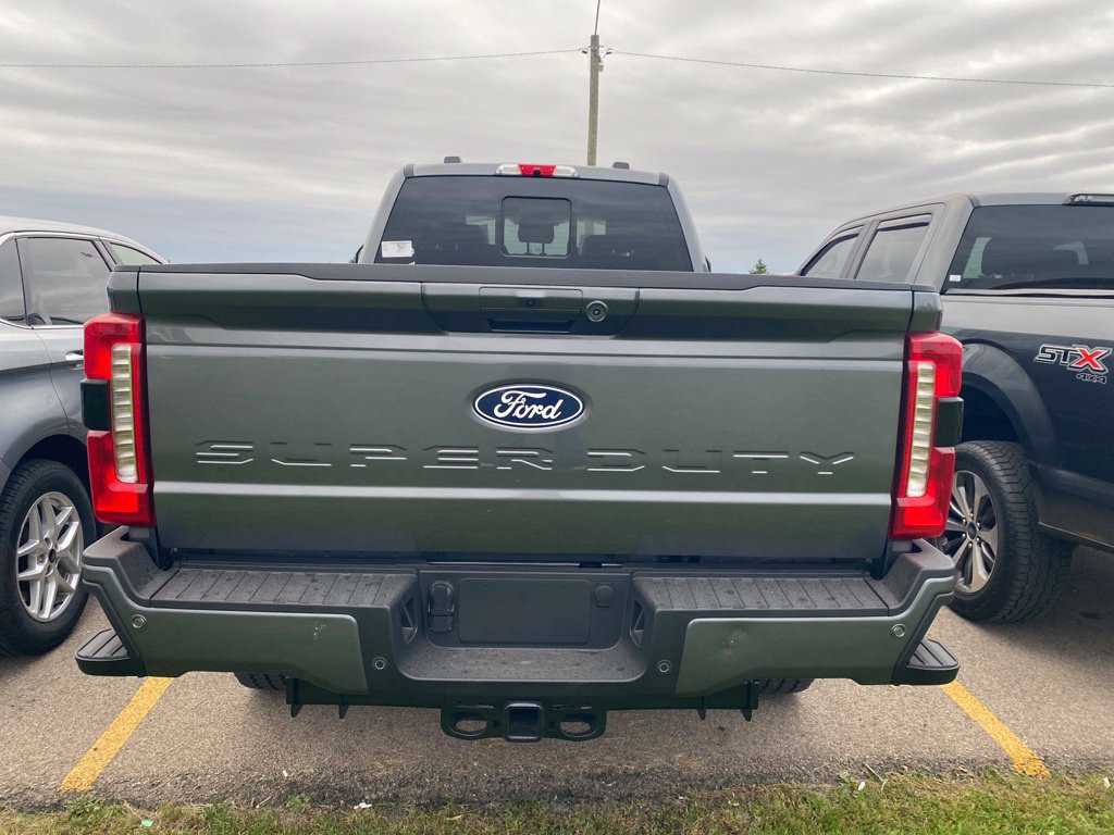 New 2027 Ford F350 Lariat w/ Black Appearance Package AWD/4WD image 12